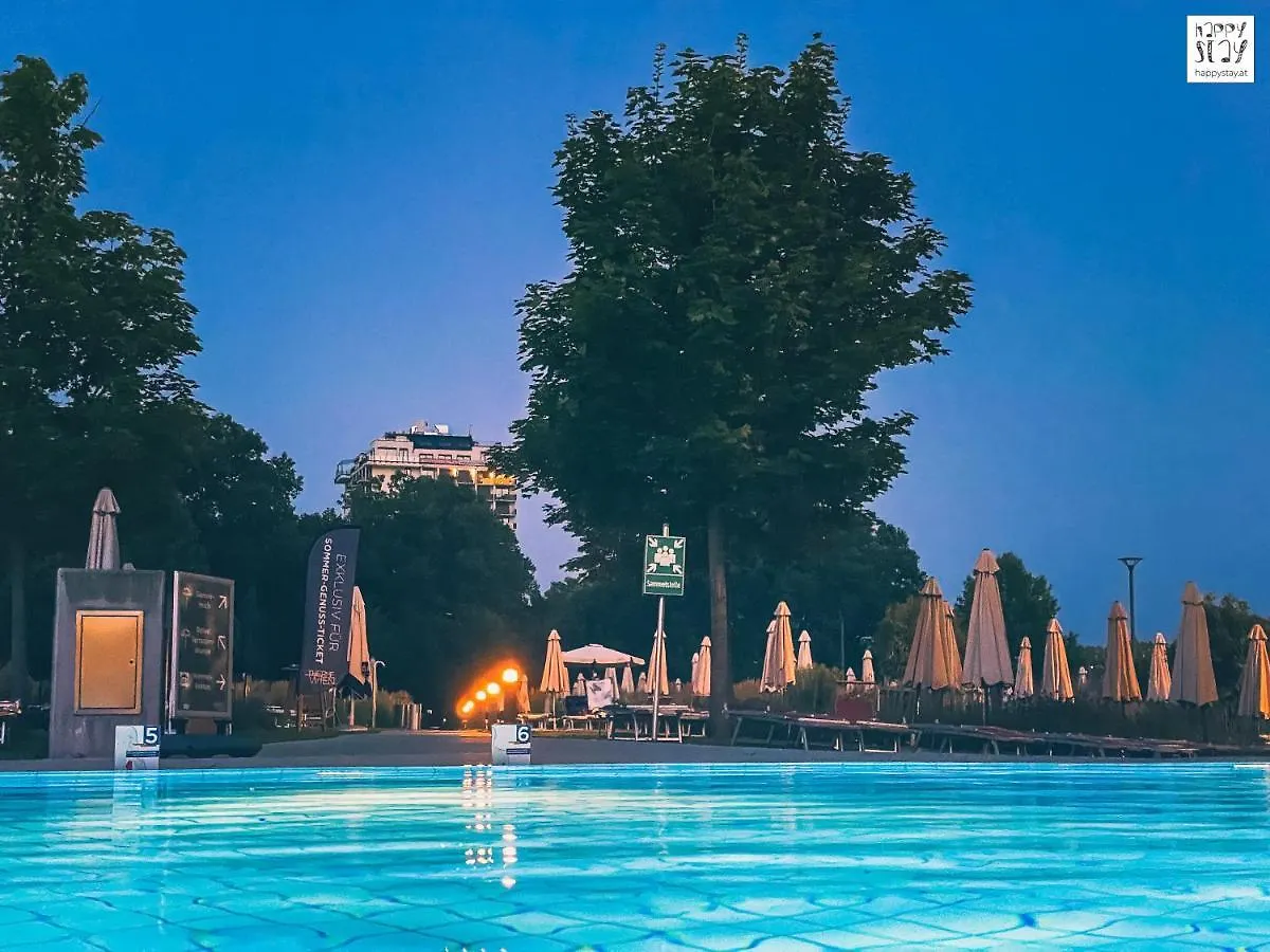 Parkblick / Therme Wien / Fitnessraum / Terrasse / U-Bahn Apartment
